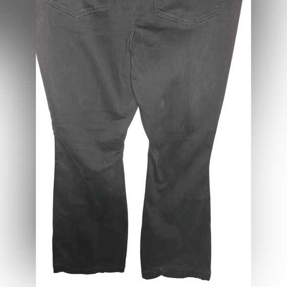 ***Has been sold***. Judy Blue High Waist Tummy Control Distressed Flare Jean - Picture 8 of 11